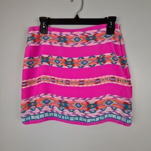 Alice & Trixie Mini Skirt XS Hot Pink Lined Zip 100% Silk Aztec Short Lightweigh